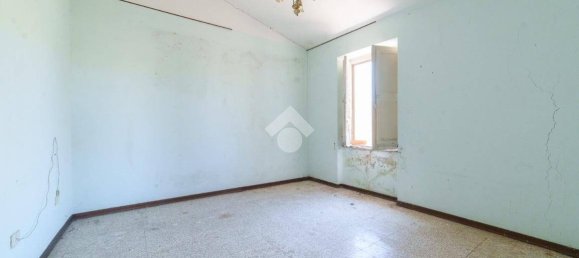 2 Schlafzimmer Haus in Tarquinia, Italy, Nr. 300593 10