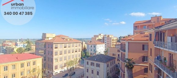 4 Schlafzimmer Wohnung in Chieti, Italy, Nr. 263817 3