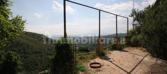 Здание с 5 комнатами в Фонтана Лири, Италия № 170003 20