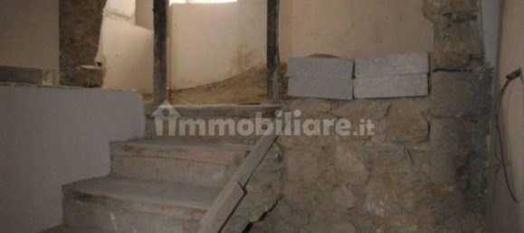 Здание с 5 комнатами в Фонтана Лири, Италия № 170003 16