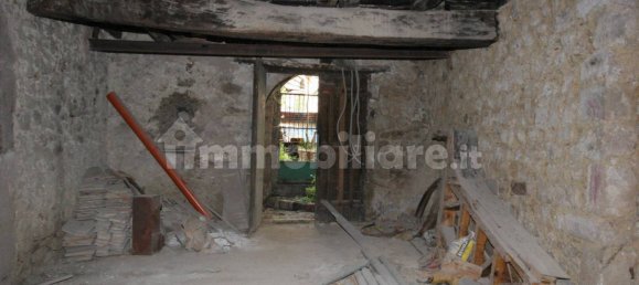 Здание с 5 комнатами в Фонтана Лири, Италия № 170003 14