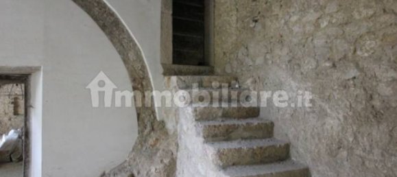 Здание с 5 комнатами в Фонтана Лири, Италия № 170003 9