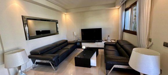 3 bedrooms Penthouse in Marbella, Spain No. 138877 8