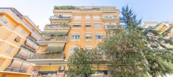 Квартира с 1 спальней в Рим, Италия № 275342 20