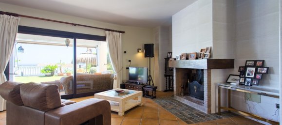 4 Schlafzimmer Villa in Marbella, Spain, Nr. 9978 9