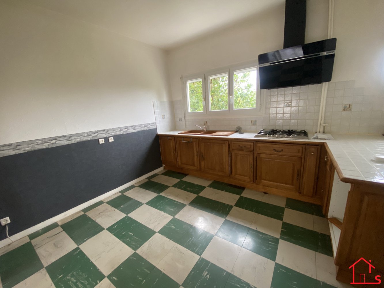 3 chambres Maison à Belleville, France No. 256769