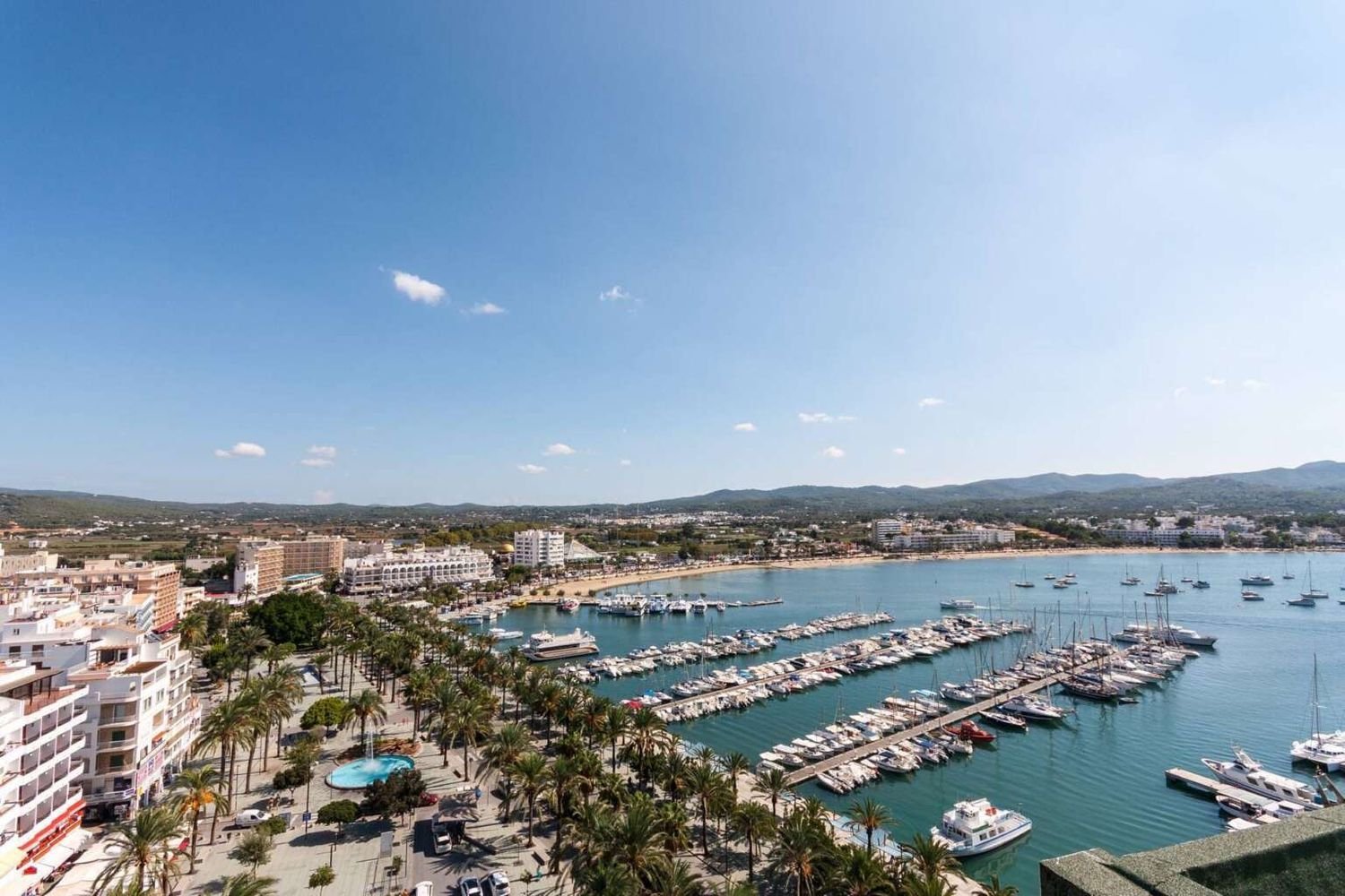 Gewerbliche Immobilie in Ibiza, Spain 90m², Nr. 254344