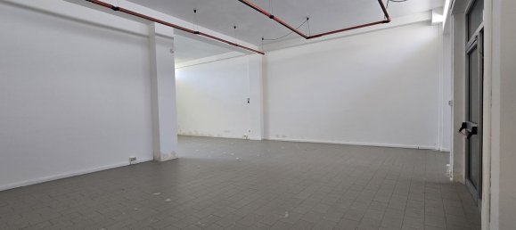 Gewerbliche Immobilie in Pescara, Italy 260m², Nr. 305260 15