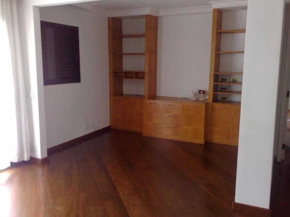 3 bedrooms Apartment in Sao Paulo, Brazil No. 585243