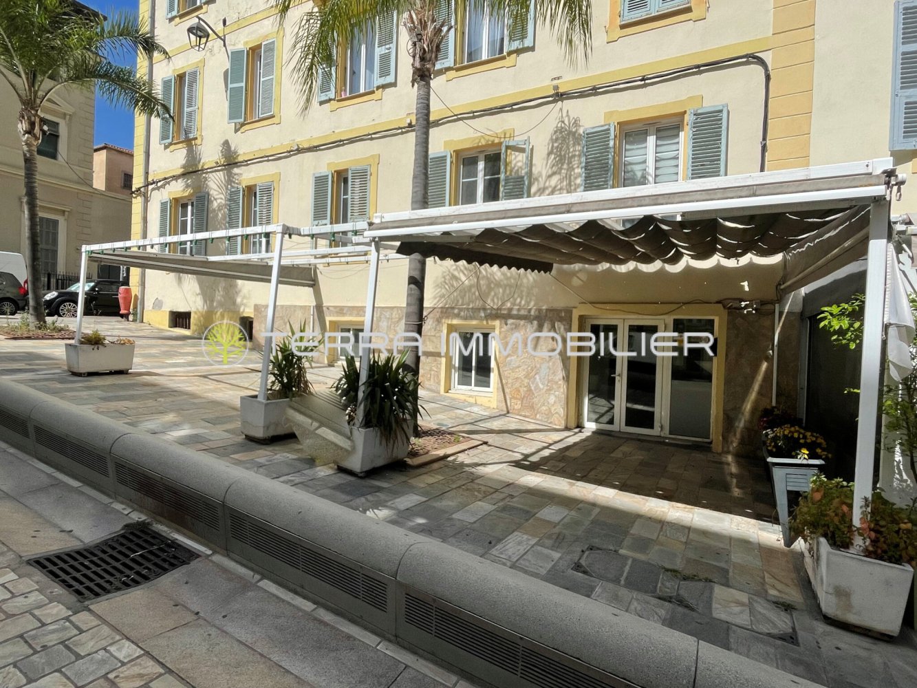 Propiedad comercial en Ajaccio, France 70 m² No. 269867