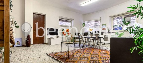 Квартира с 2 комнатами в Рим, Италия № 37572 6