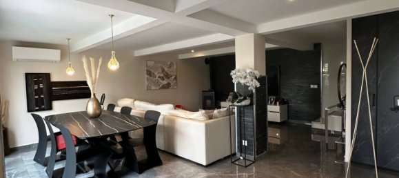 3 Schlafzimmer Haus in Montmorency, France, Nr. 334351 11