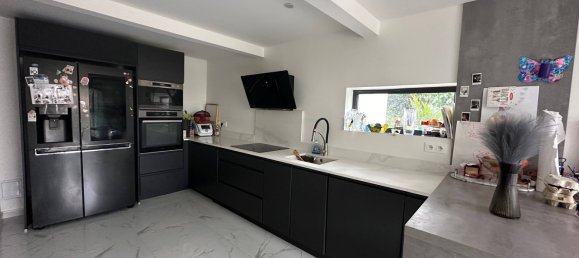 3 Schlafzimmer Haus in Montmorency, France, Nr. 334351 12