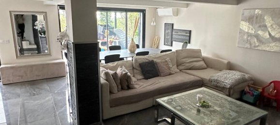 3 Schlafzimmer Haus in Montmorency, France, Nr. 334351 9