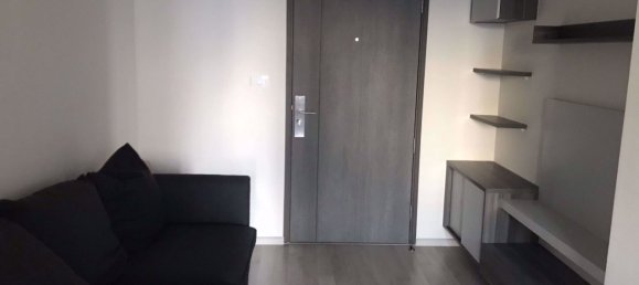 1 bedroom Condo in Huai Khwang, Thailand No. 9361 2