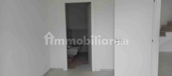 3 bedrooms House in Ravenna, Italy No. 87818 8