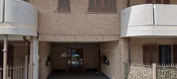 2 rooms Apartment in Giussano, Italy No. 182399 2