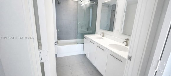 1 غرف نوم عقار تجاري في Miami, الولايات المتحدة رقم 615133 10