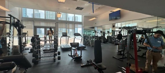 1 غرف نوم عقار تجاري في Miami, الولايات المتحدة رقم 615133 6