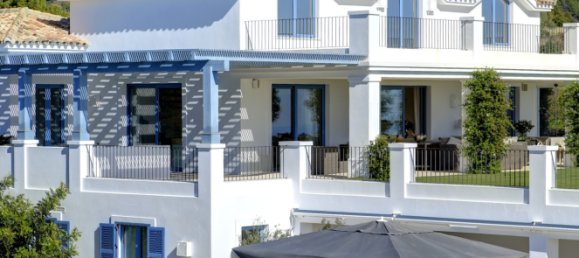 5 bedrooms Villa in Benahavis, Spain No. 121306 5