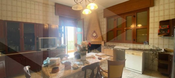 5-Zimmer Wohnung in Bitonto, Italy, Nr. 31162 12