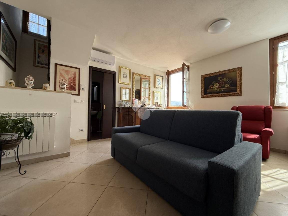 2 bedrooms Apartment in Arezzo, Italy No. 214421