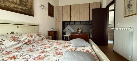 2 bedrooms Apartment in Arezzo, Italy No. 214421 39