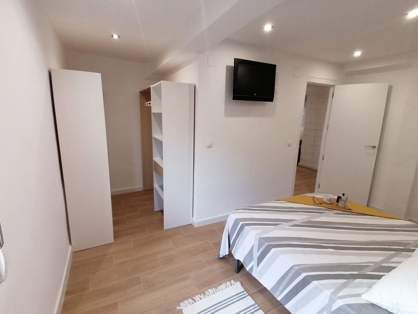 2 bedrooms Apartment in Valencia, Spain No. 268540