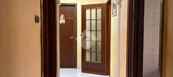 3 bedrooms Apartment in Naples, Italy No. 273373 3