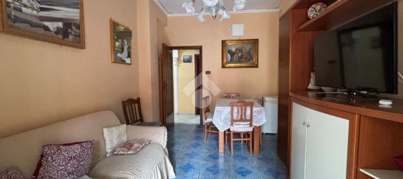 3 bedrooms Apartment in Naples, Italy No. 273373 8