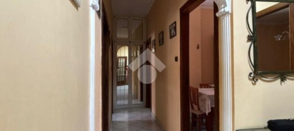 3 bedrooms Apartment in Naples, Italy No. 273373 4