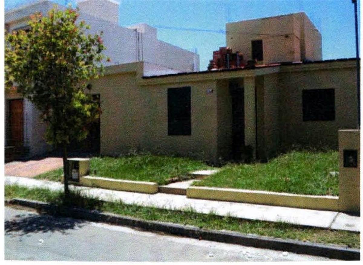 2 bedrooms House in Cordoba, Argentina No. 2273