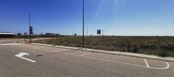5200m² Land in Milagros, Spain No. 87503 3