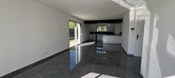 4 bedrooms House in Calvados, France No. 316814 5