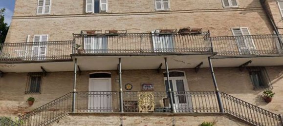 16 rooms House in Sant'Elpidio a Mare, Italy No. 296658 13