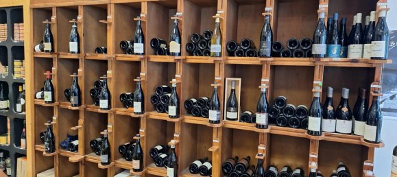 60m² Commercial property in Saint-Chamond, France No. 308776 6