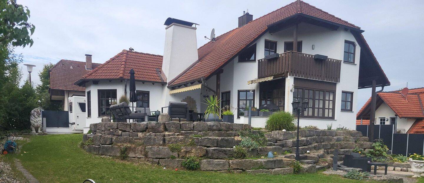 7 rooms House in Bavaria, Germany No. 369555