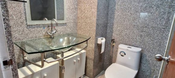 Studio in the Condo in Pattaya, Thailand No. 32941 9