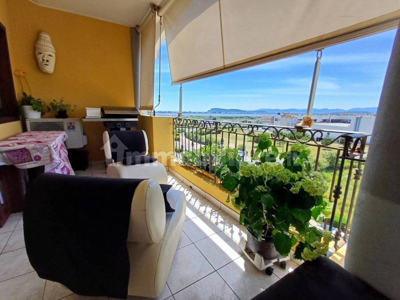 3 Schlafzimmer Wohnung in Quartu Sant'Elena, Italy, Nr. 282112