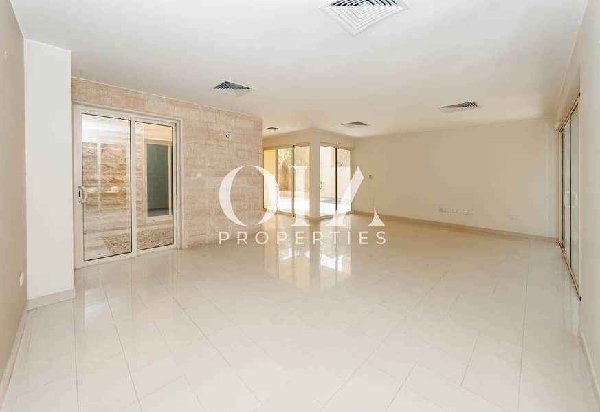Villa T4 em Al Raha Gardens, UAE N.º 17007