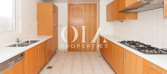 Villa T4 em Al Raha Gardens, UAE N.º 17007 11