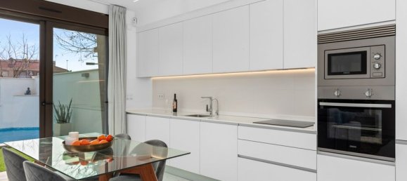 3 غرف نوم فيلا في Alicante, Spain رقم 176084 4