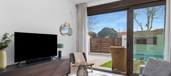 3 غرف نوم فيلا في Alicante, Spain رقم 176084 7