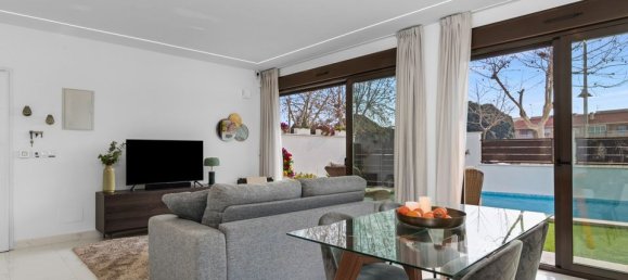 3 غرف نوم فيلا في Alicante, Spain رقم 176084 2