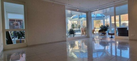 8-salle Maison de ville à Neubrandenburg, Germany No. 39362 7