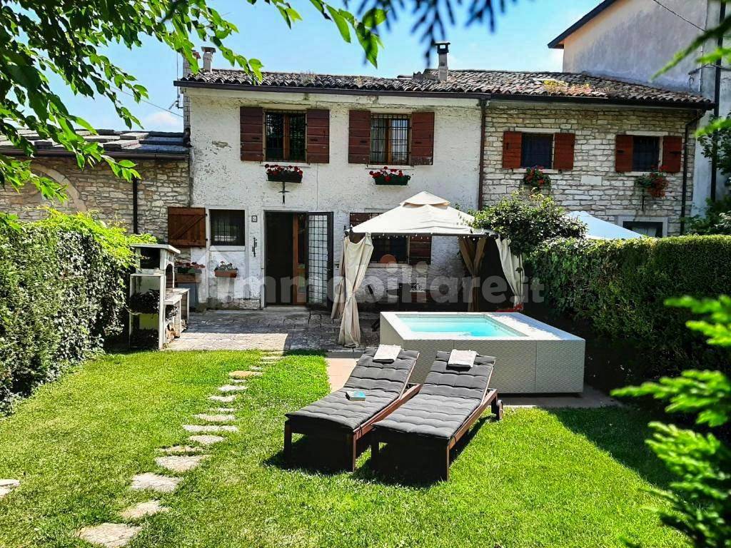 Casa T2 em Negrar, Italy N.º 297752