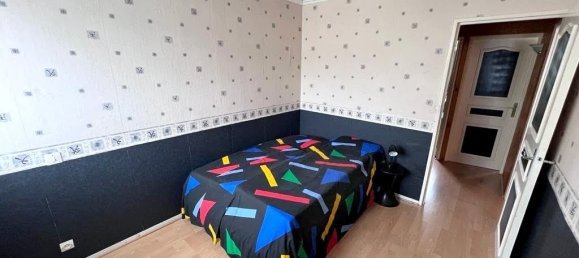 3 bedrooms House in Pontault-Combault, France No. 151220 5