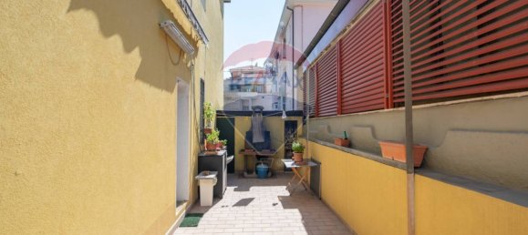 2 bedrooms Apartment in Ancona, Italy No. 374221 2