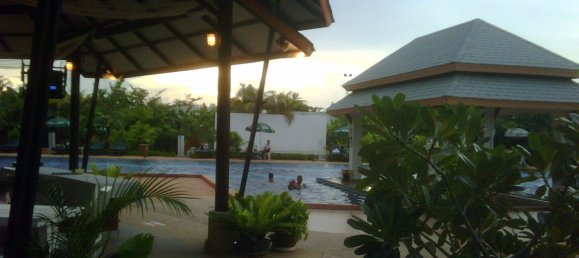 Café/restaurante de 4 dormitorios en Pattaya, Thailand No. 1501 2