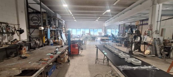 Lagerhaus in Sant'Olcese, Italy 500m², Nr. 270090 10